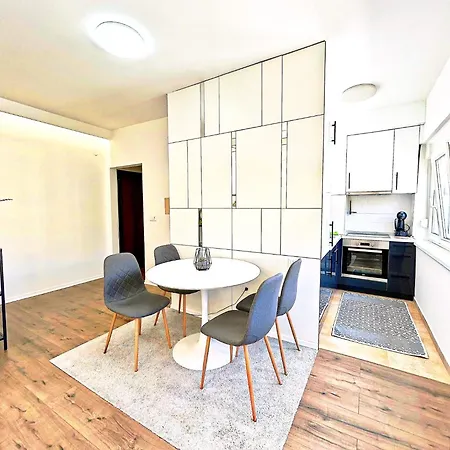 Apartman Luxapart Titova Centar Free Garage