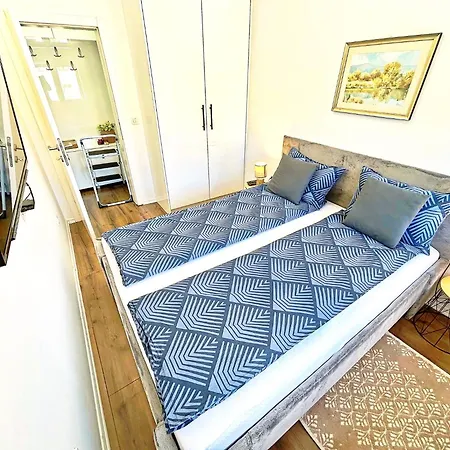 Luxapart Titova Centar Free Garage Apartman *