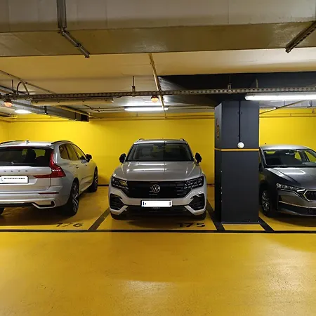 Luxapart Titova Centar Free Garage Sarajevo