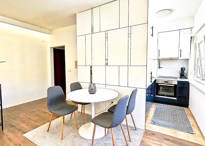 Apartmán Luxapart Titova Centar Free Garage